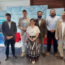 De derecha a izquierda, Fernando Rojas, Marc García, Marcos Zaragoza, Modesto Martínez, Manuel López, Pepe Morgan y en el centro Susi Boix