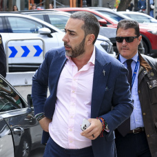 Victor de Aldama llegando al Supremo