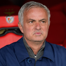 Mourinho anda con la mosca detrás de la oreja