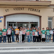 Profesores del IES Sant Vicent Ferrer de Algemesí protestan