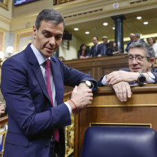 Pedro Sánchez junto a Patxi Lopez