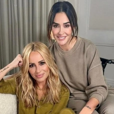 Marta Sánchez y Vicky Martín Berrocal.