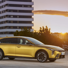 KIA K4