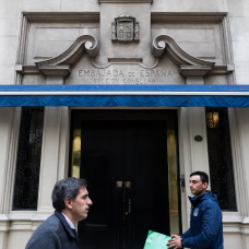 Fachada del Consulado de España en Buenos Aires (Argentina).