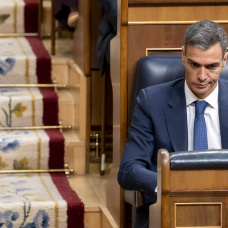 El presidente del Gobierno, Pedro Sánchez, durante la visita del Papa León XIV al Congreso de los Diputados, a 8 de junio de 2026, en Madrid (España). León XIV es el primer papa que pronuncia un discurso como jefe del Estado Vaticano ante diputados y senadores, en el marco de su viaje oficial a España.

Alberto Ortega / Europa Press
08/6/2026