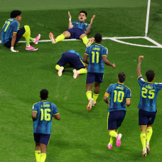 Colombia celebrando el segundo gol en la victoria contra Uzbekistán (Photo by Luke Hales/Getty Images)