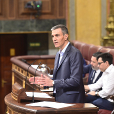 El presidente del Gobierno, Pedro Sánchez, interviene durante una sesión plenaria en el Congreso de los Diputados, a 24 de junio de 2026, en Madrid (España). El presidente del Gobierno comparece en la Cámara Baja para informar sobre la situación política tras el avance de las investigaciones contra su esposa, el ‘caso Leire’ y el expresidente Zapatero, además de la condena del Tribunal Supremo al exministro Ábalos, a su asesor, Koldo, y al empresario Víctor de Aldama.

Gustavo Valiente / Europa Press
24/6/2026