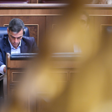 El presidente del Gobierno, Pedro Sánchez, durante una sesión plenaria en el Congreso de los Diputados.