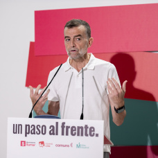 El portavoz de Por Andalucía y coordinador federal de Izquierda Unida, Antonio Maíllo.