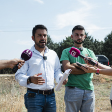 Iván Sánchez y el alcalde de Vox de Robledillo de Mohernando, Rubén Marchamalo.