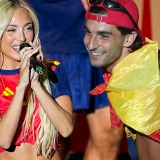 Ferrán Torres y Ana Mena, para qué quisimos más...