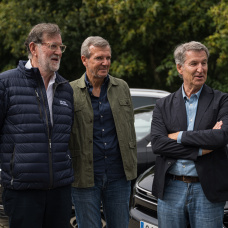 Rajoy, Rueda y Feijóo, en el acto del inicio del año político