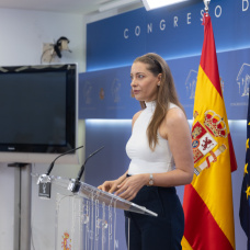 La portavoz del PP en el Congreso, Ester Muñoz, durante una rueda de prensa en el Congreso de los Diputados, a 1 de septiembre de 2026, en Madrid (España).

Jesús Hellín / Europa Press
01/9/2026