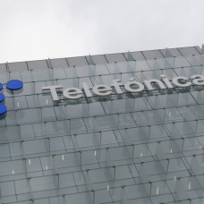 Exterior de la sede de Telefónica, en el ensanche de Las Tablas, en el distrito de Fuencarral-El Pardo, a 6 de septiembre de 2023, en Madrid (España).
Eduardo Parra / Europa Press
06/9/2023