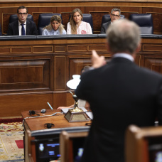 (Foto de ARCHIVO)
El presidente del PP, Alberto Núñez Feijóo, interviene durante una sesión plenaria en el Congreso de los Diputados, a 9 de septiembre de 2026, en Madrid (España). El Gobierno se enfrenta a la primera sesión de control tras el inicio de curso, coincidiendo con la desclasificación de unos 40 documentos, fechados desde el 1 de julio hasta el 1 de agosto, relacionados con la crisis en Ceuta derivada por la entrada masiva de unos 80.000 migrantes desde la frontera con Marruecos. Saiz avanzó que se publicarían más informes relevantes si hubiera porque desde el Ejecutivo no tienen "nada que esconder".

Eduardo Parra / Europa Press
09/9/2026