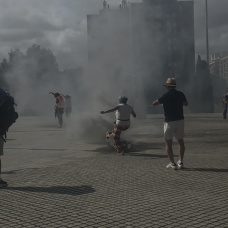Cargas policiales en la manifestación por la vivienda en Valencia