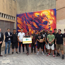 Participantes de Liga Nacional de Graffiti en Valencia en el mural ganador