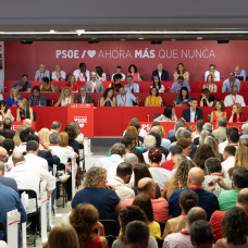 (Foto de ARCHIVO)
El presidente del Gobierno Pedro Sánchez, durante la reunión del Comité Federal del PSOE, en la sede nacional de la calle Ferraz, a 27 de junio de 2026, en Madrid (España). El comité federal ha aprobado los plazos para que las federaciones celebren primarias en julio, septiembre y noviembre con el fin de elegir a sus candidatos autonómicos y municipales.

Jesús Hellín / Europa Press
27/6/2026