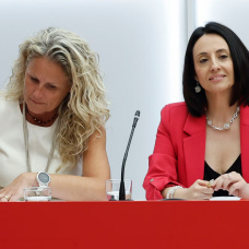 Montse Mínguez y Rebeca Torró