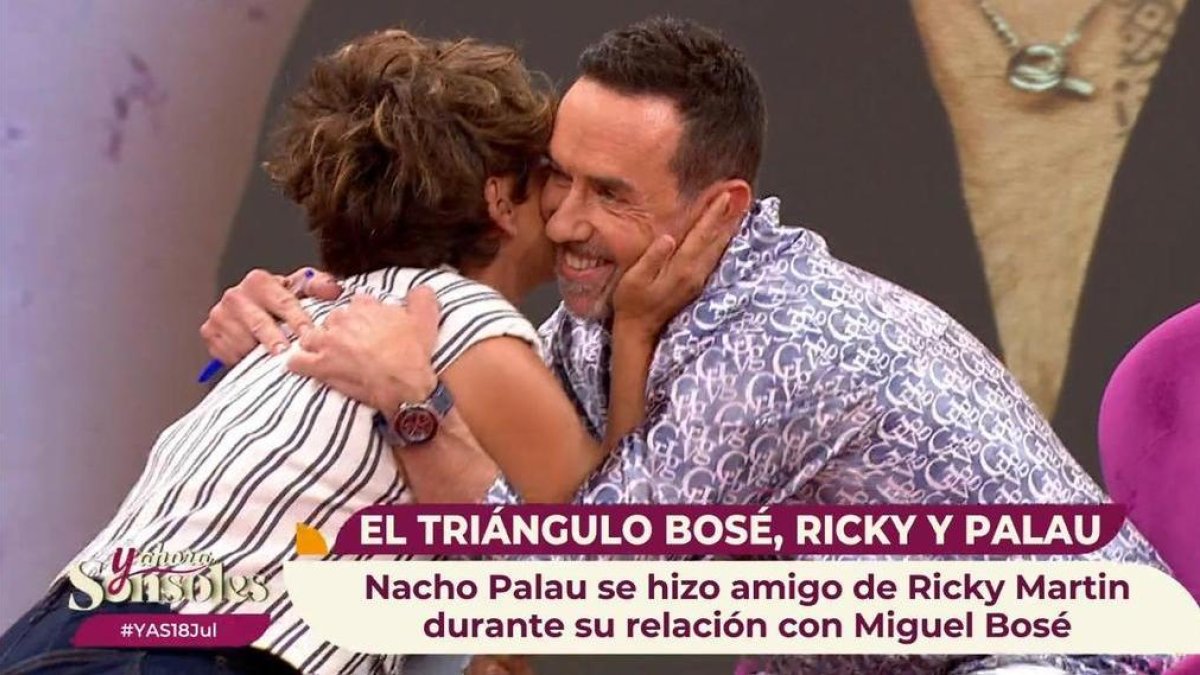 Sonsoles Ónega recibe en plató a Jesús Manuel Ruiz.