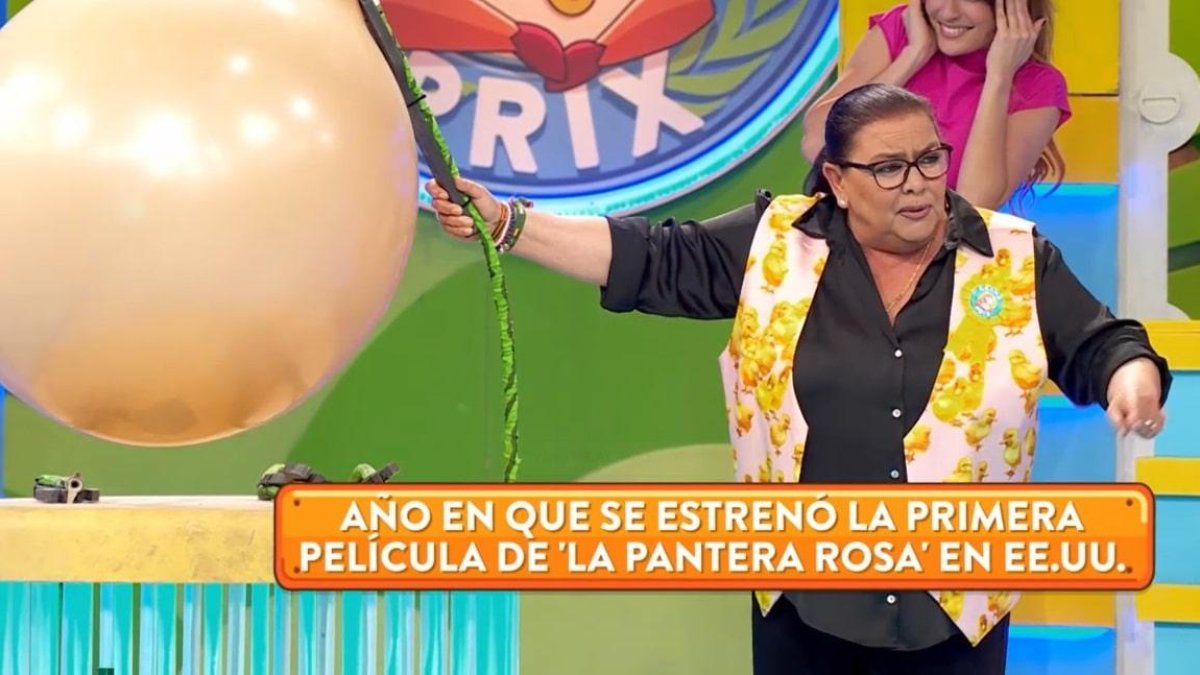 María del Monte sujetando la 'patata caliente'.