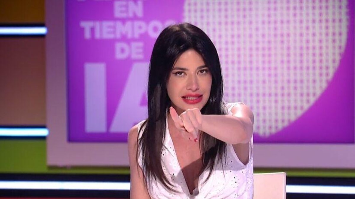 Ares Teixidó compartió con los espectadores de Zapeando sus experiencias con su novia virtual.