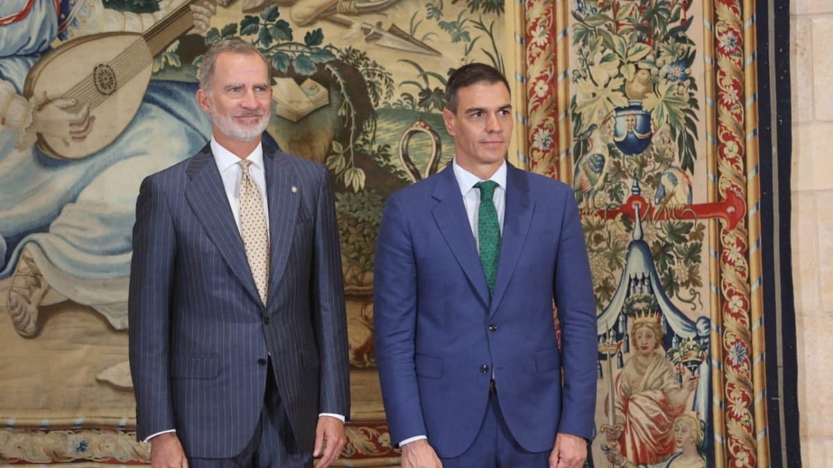 El Rey Felipe VI y Pedro Sánchez