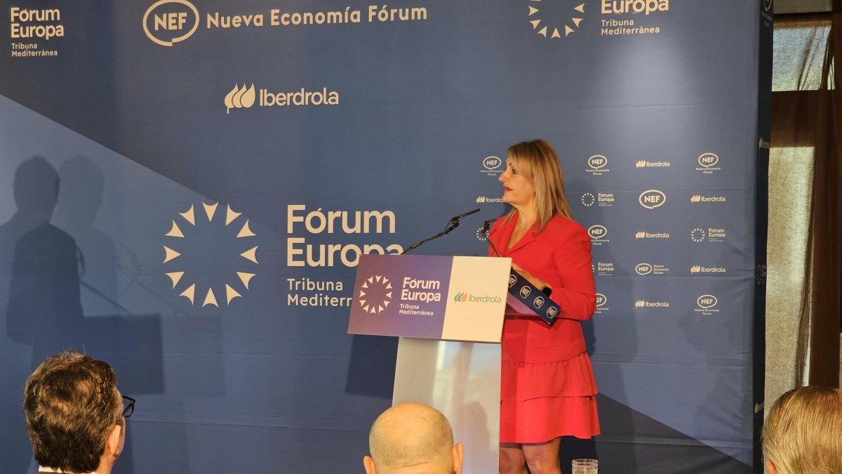 La consellera Nuria Montes en el desayuno informativo de Nueva Economía Forum.
