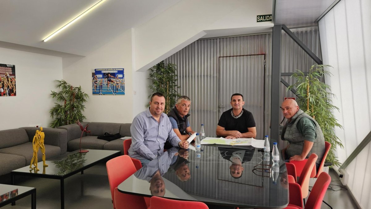 Momento de la reunión de trabajo