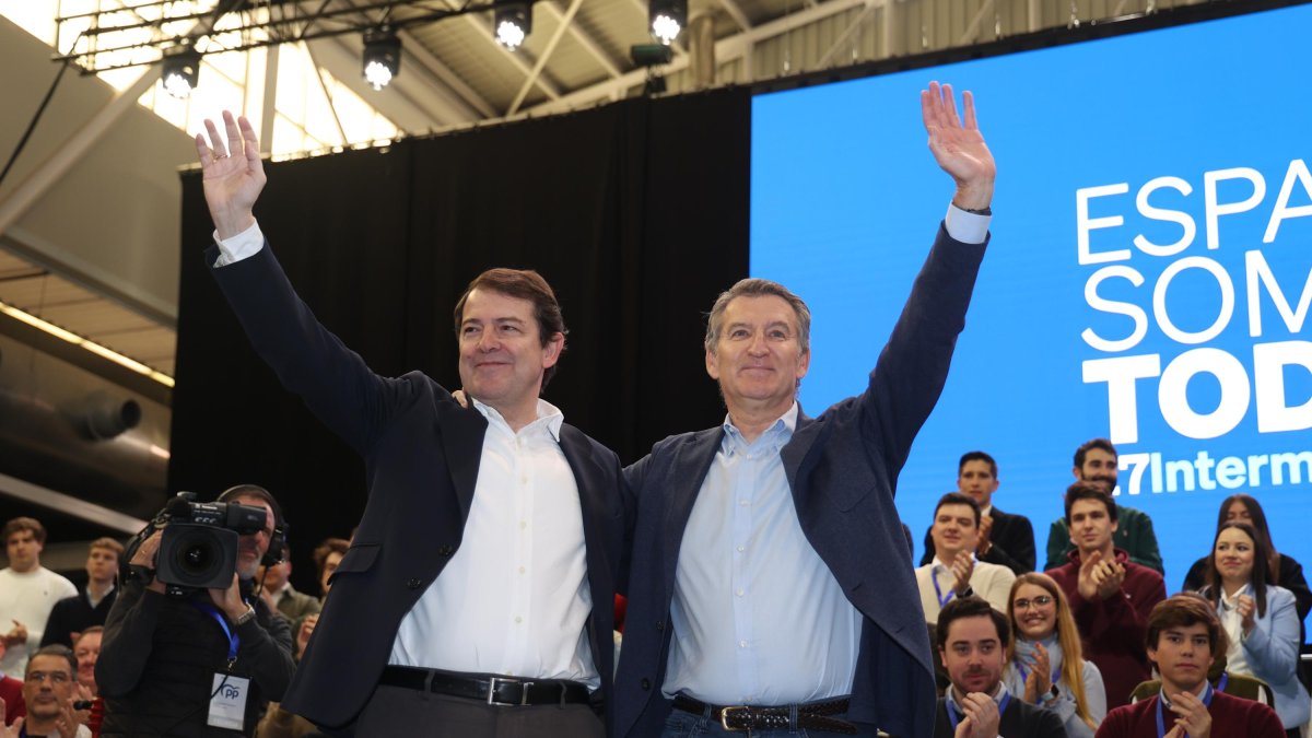 Alberto Núñez Feijóo, junto a Alfonso Fernández Mañueco