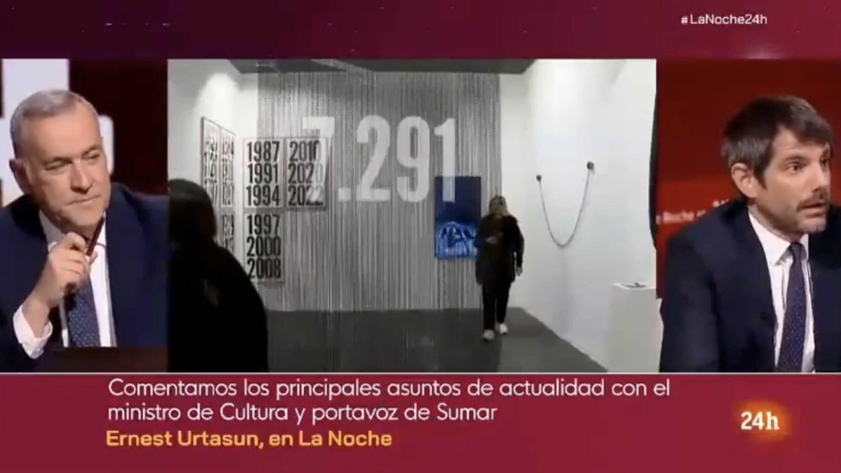 Xabier Fortes con Enest Urtasun en 24 horas de TVE