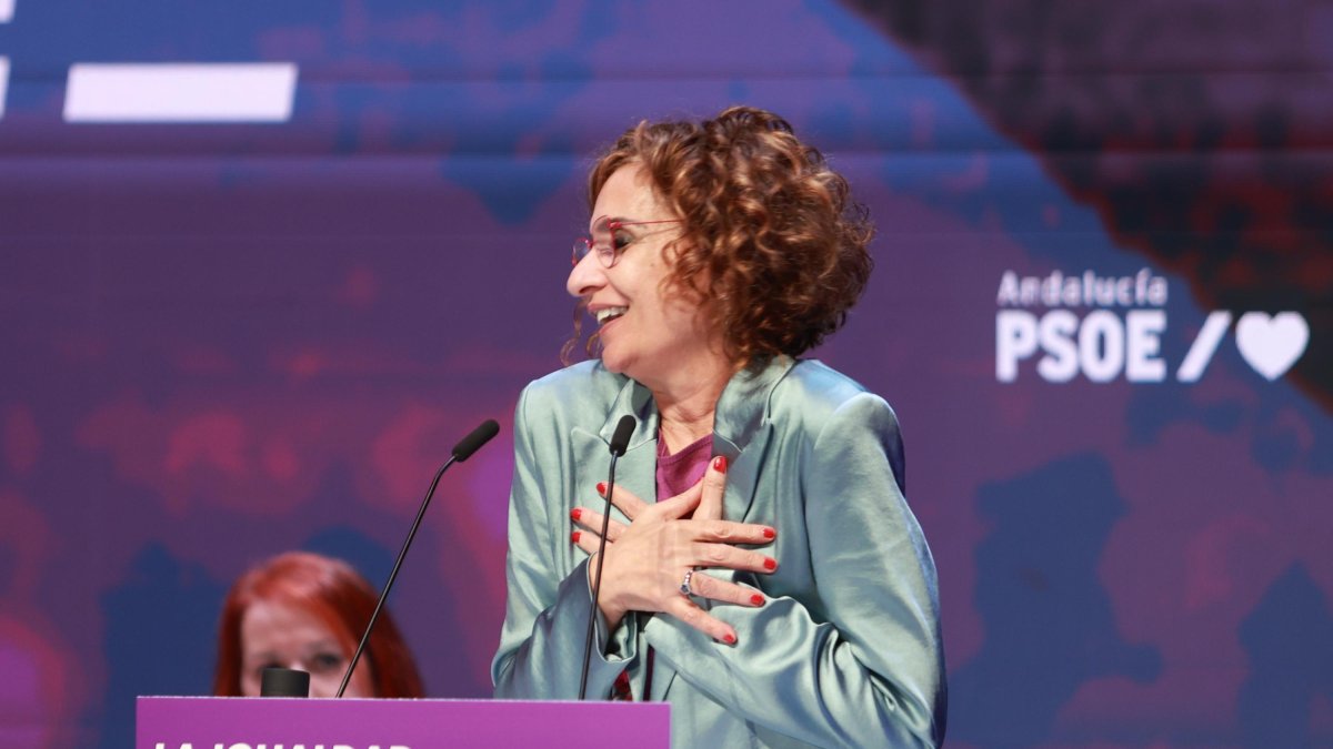La vicepresidenta María Jesús Montero