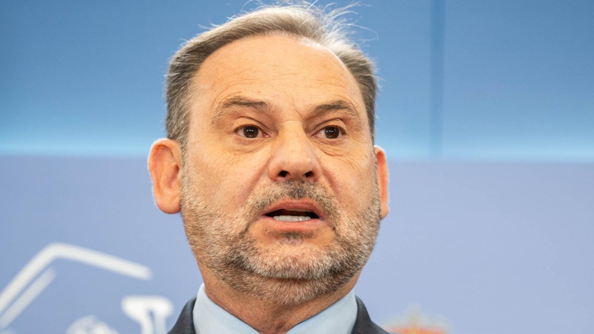 Sobres con chistorras: así compra la lealtad el sanchismo