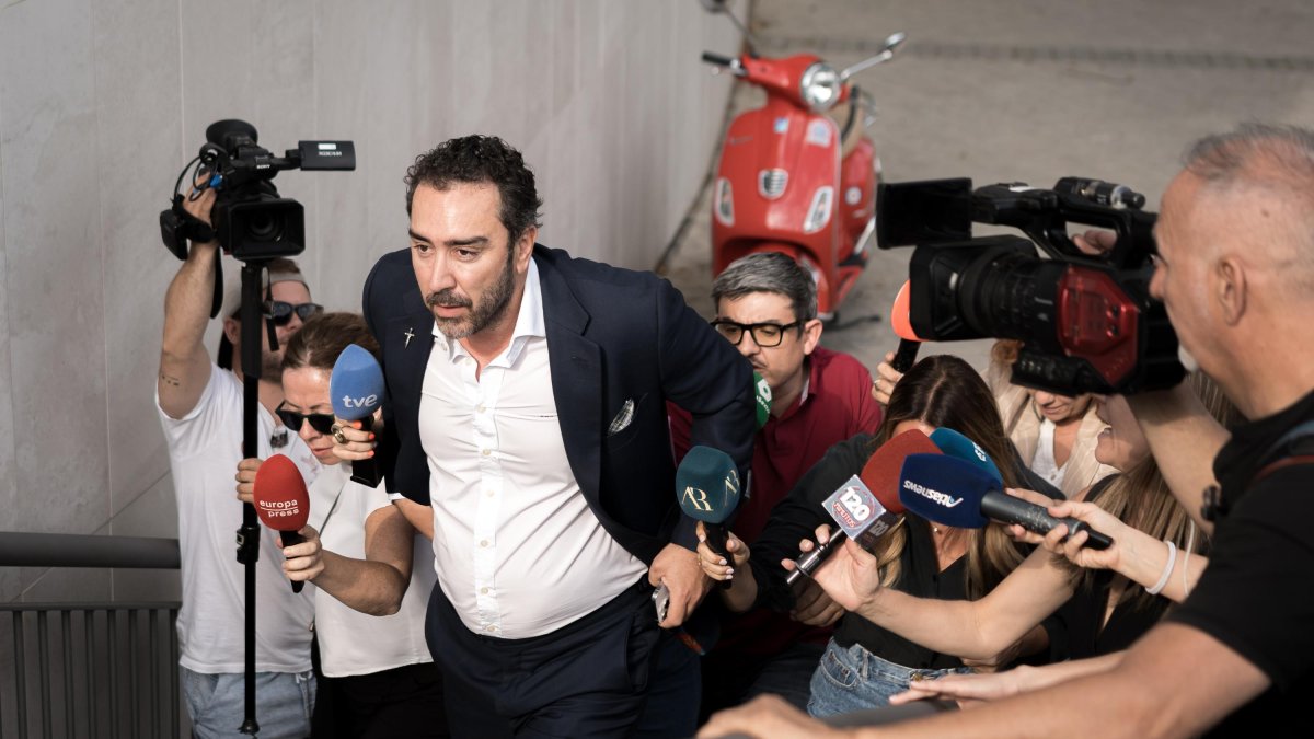 Aldama lanza una nueva bomba: acusa de fraude electoral a Sánchez e Indra