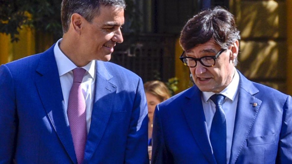 Salvador Illa permite un espectáculo llamado "Puta Espanya" en el Día de la Hispanidad