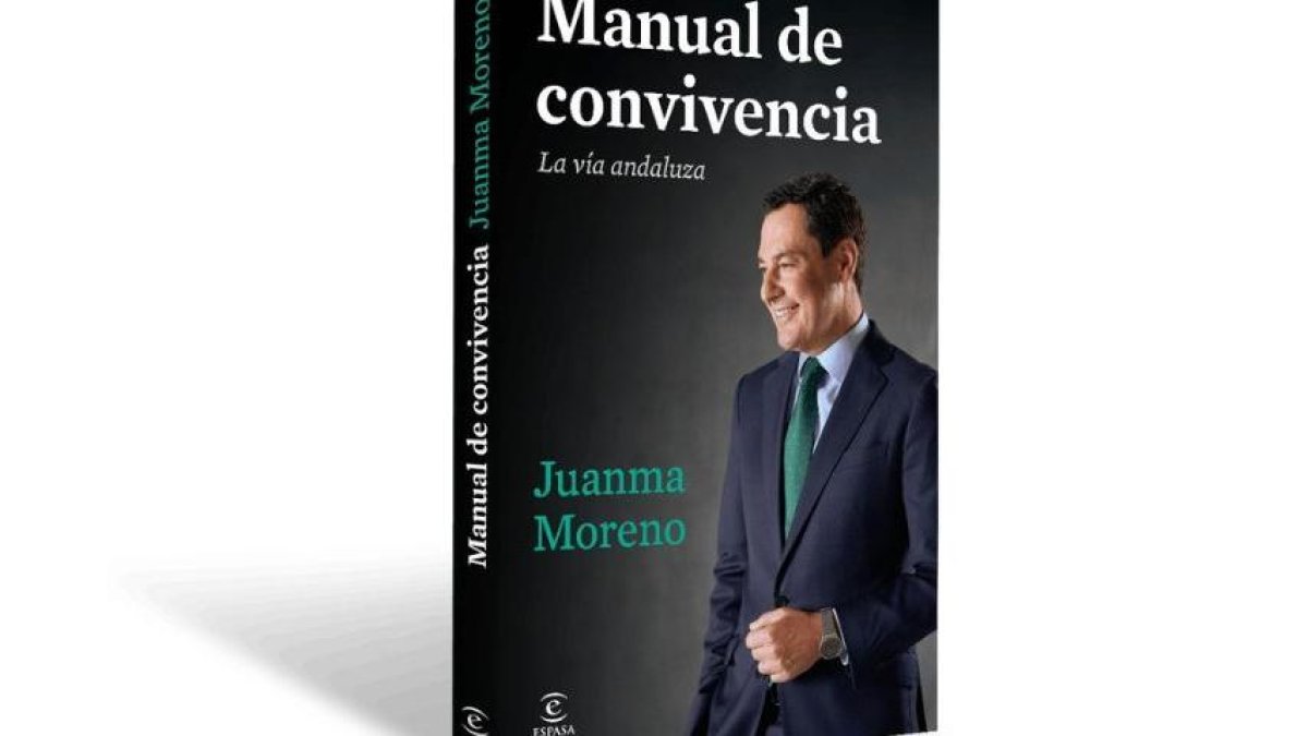 Juanma Moreno se estrena como autor y debuta con su primer libro