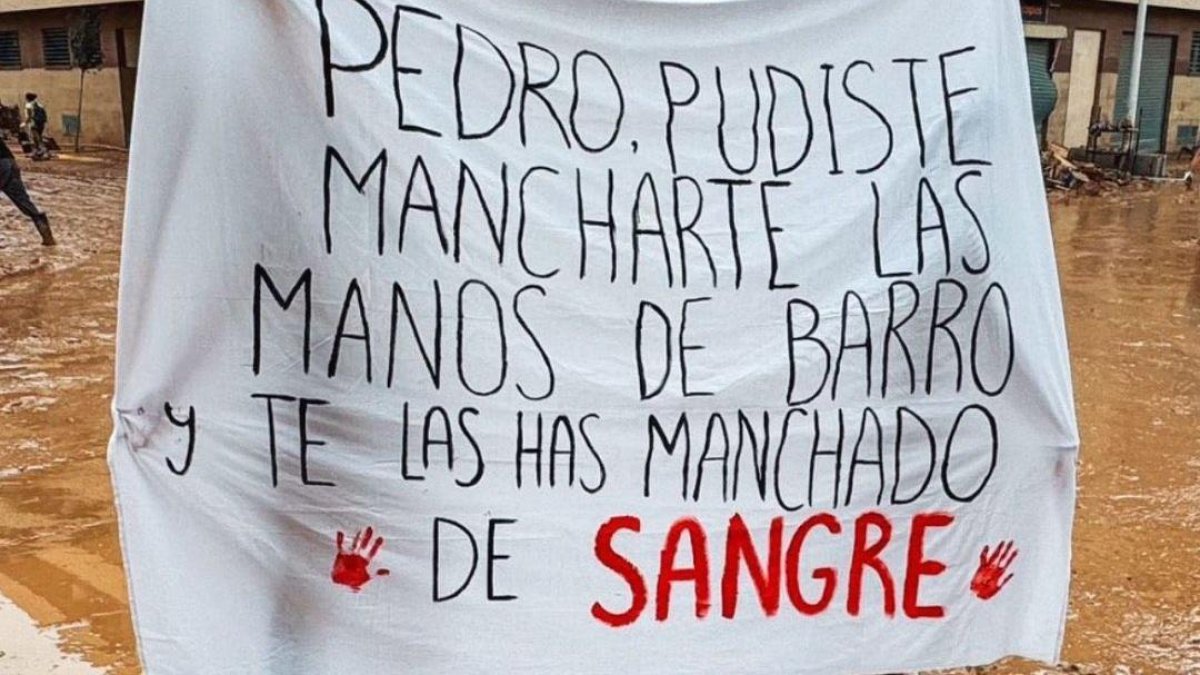 Pedro Sánchez felicita a los valencianos el 9 de octubre y le llueve el 'cariño': "Qué vergüenza"