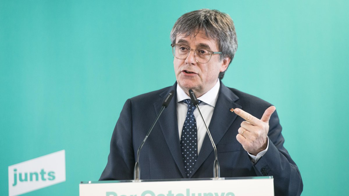 Sánchez nos ha convertido en rehenes de Waterloo