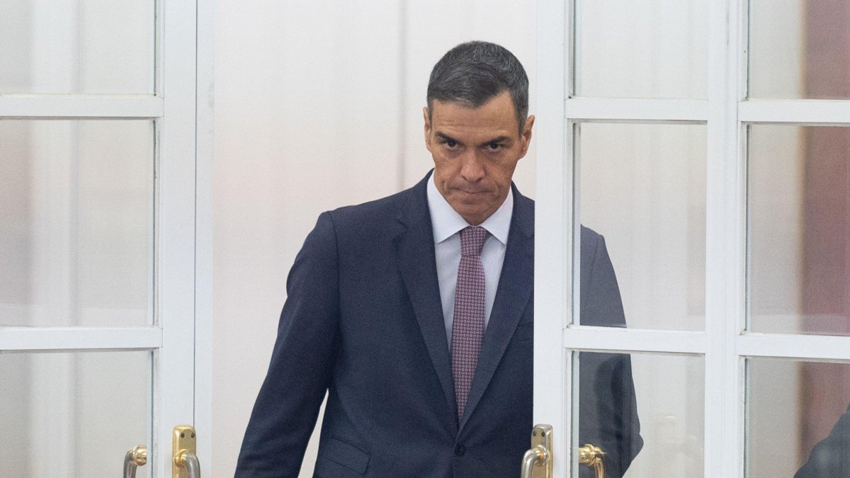 La única "prioridad nacional" es echar a Sánchez de La Moncloa