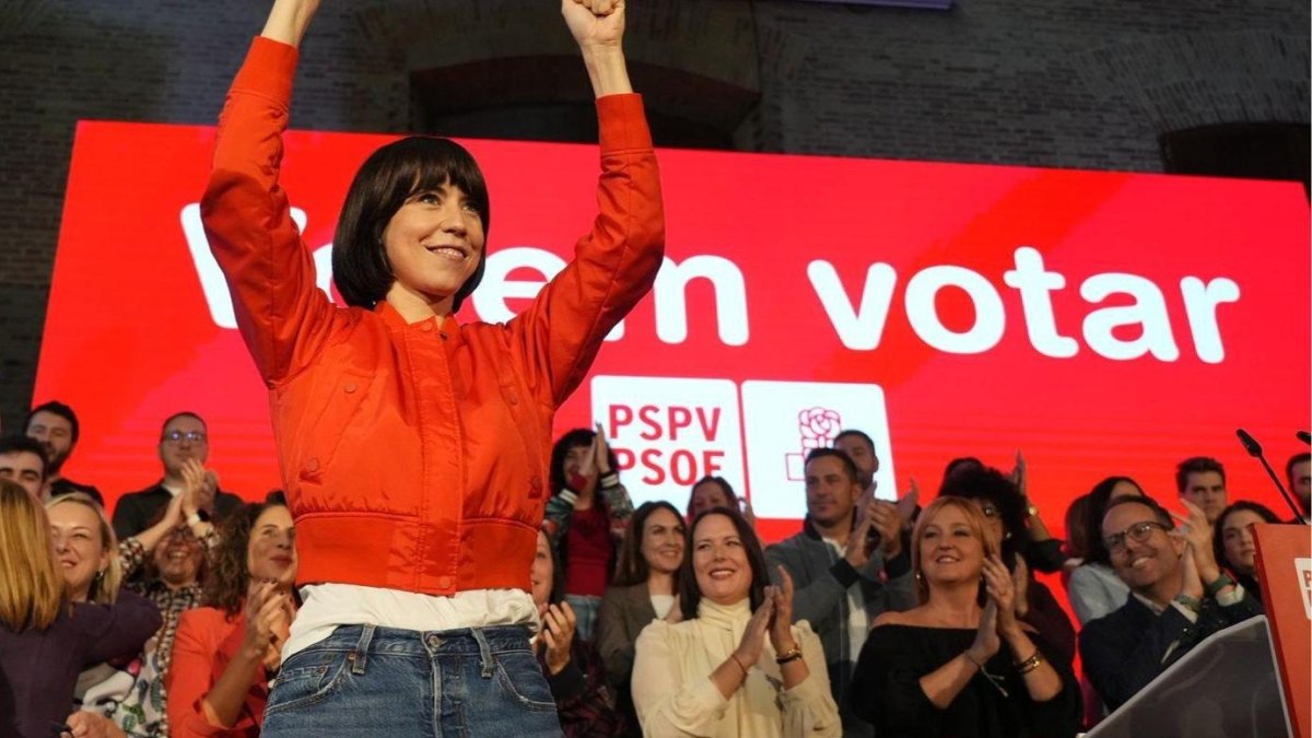 La secretaria general del PSPV y ministra de Ciencia, Innovación y Universidades, Diana Morant, en el acto 'Volem votar'