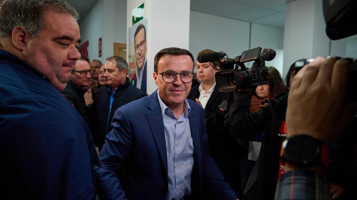 Miguel Ángel Gallardo durante la noche electoral