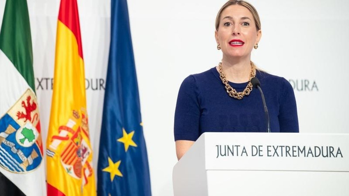 La presidenta de la Junta de Extremadura, María Guardiola.