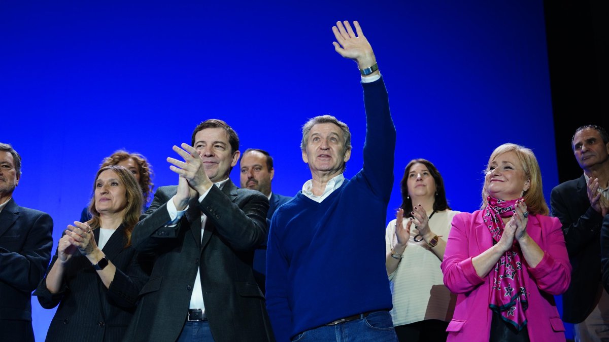 Situación crítica en Castilla y León: 22 carreteras cortadas por inundaciones y varios ríos en alerta máxima