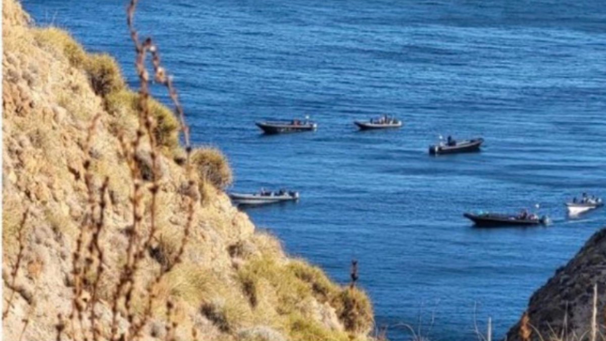 Los vecinos del Cabo de Gata (Almería) se unen para reclamar al Gobierno que frene las 'narcolanchas'
