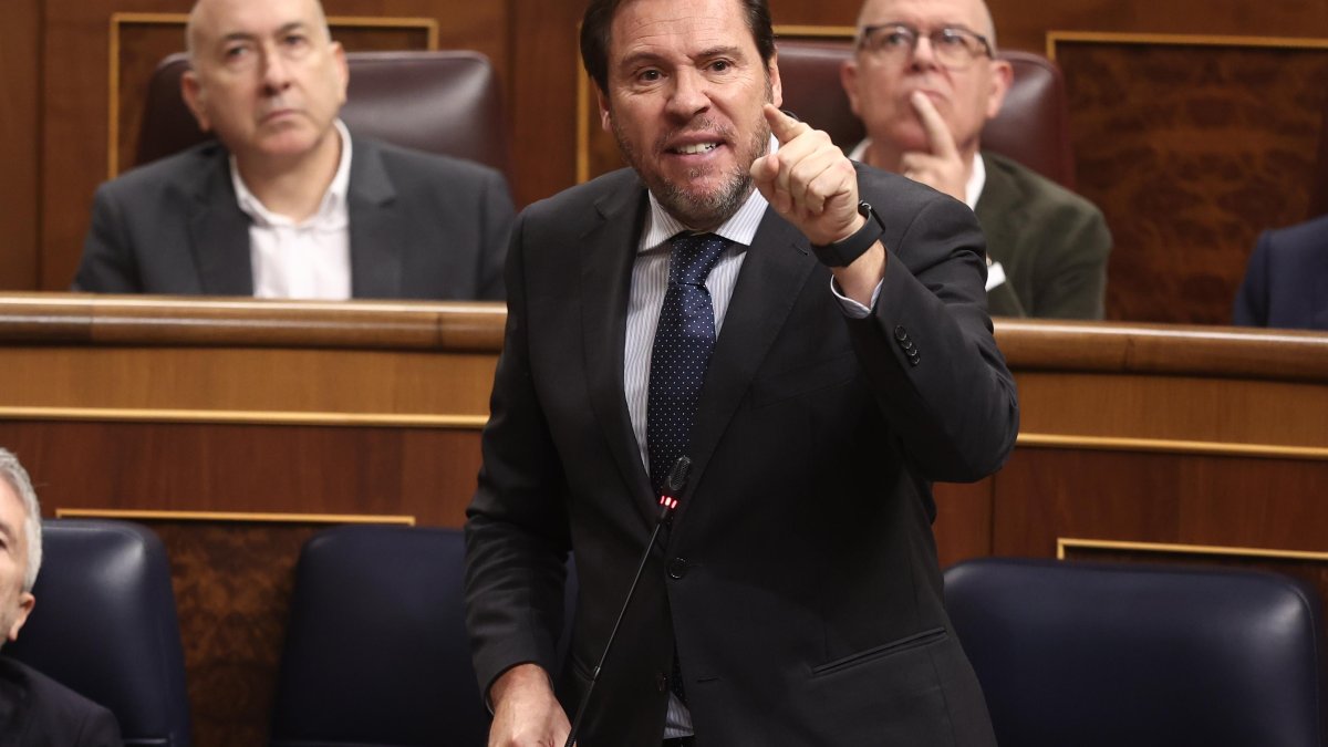 Óscar Puente defiende a Adif de la acusación de la Guardia Civil pero la jueza lanza una seria advertencia