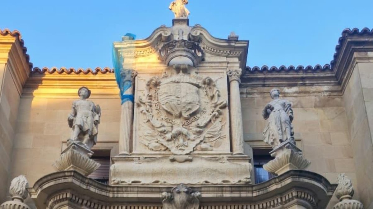 Condenado a nueve meses de cárcel un joven en León por amenazar a su expareja menor