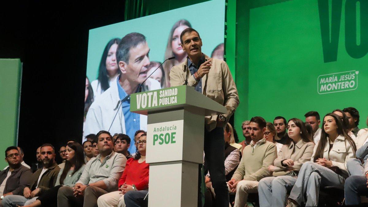 El PSOE cambia de estrategia y Sánchez se vuelca en la campaña andaluza
