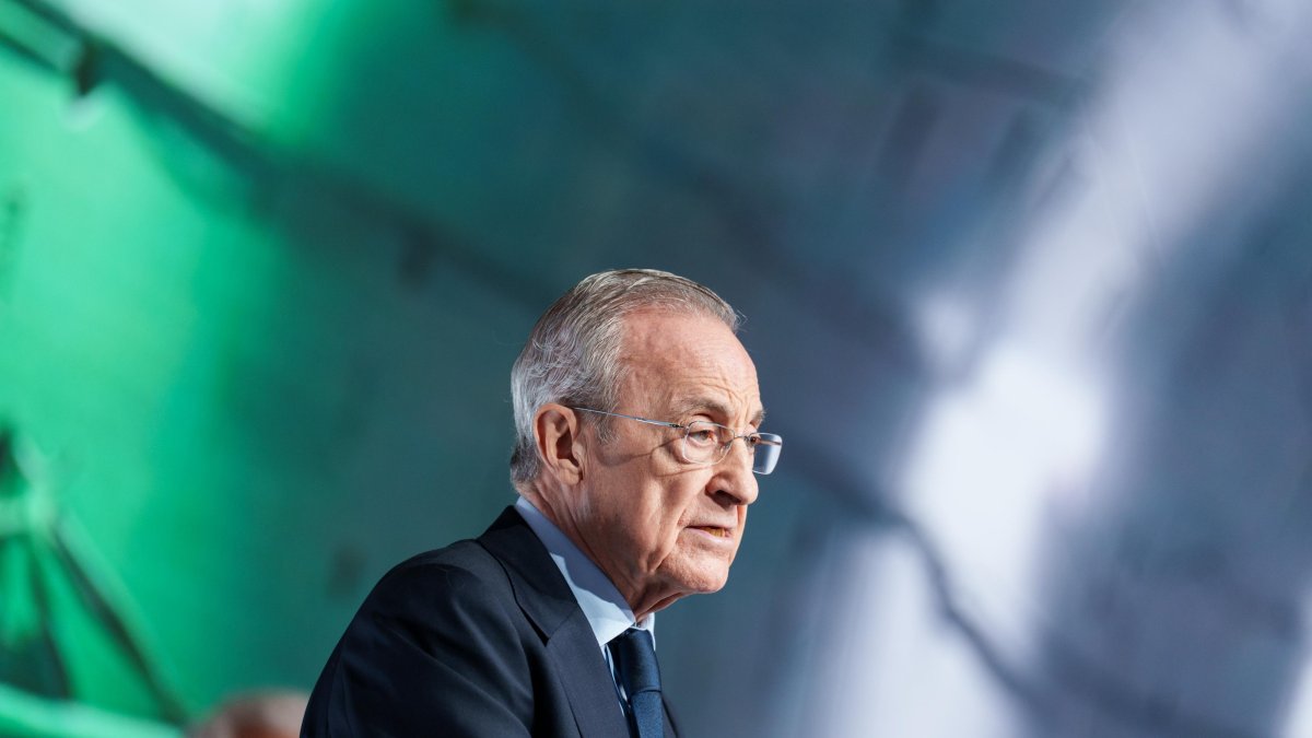 Sigue en directo la rueda de prensa de Florentino Pérez y el especial ESdiario con Ramón Calderón, Alfredo Relaño, Toñín 'el torero'...