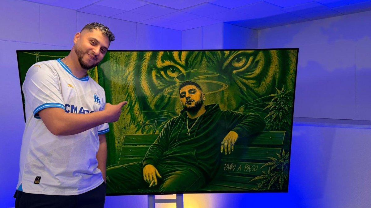 Dollar Selmouni trae el 'temazo' del verano y hace una confesión inesperada sobre sus fans