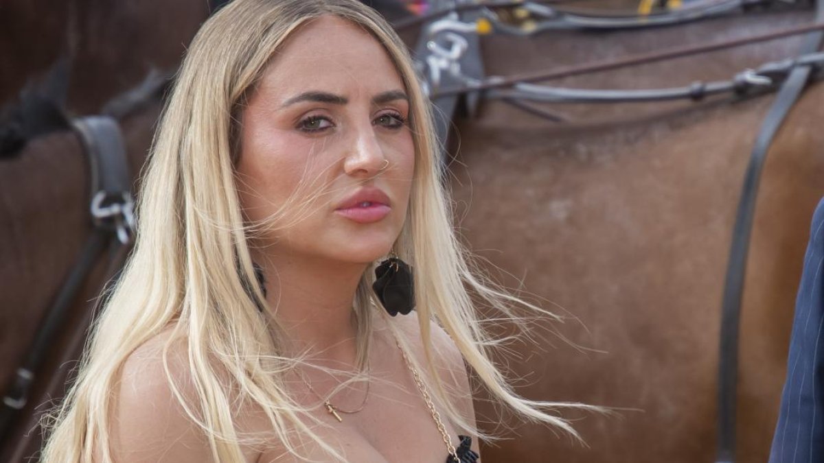 Rocío Flores no ha defendido a su madre, Rocío Carrasco, en redes sociales: la cruda realidad...